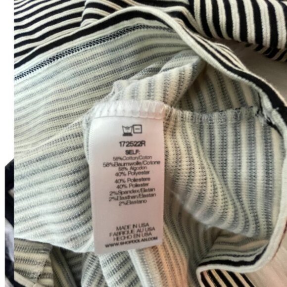 Dolan Puff Short‎ Sleeve Women's Top Size Large - Picture 3 of 3